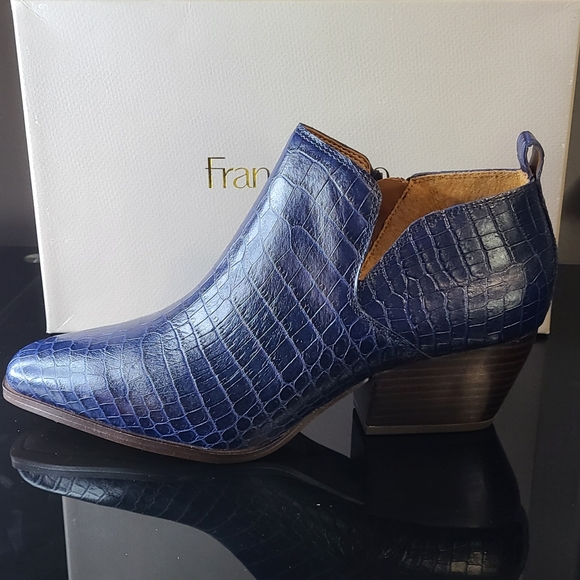 *NEW* Franco Sarto Dingo Bootie - Picture 6 of 16